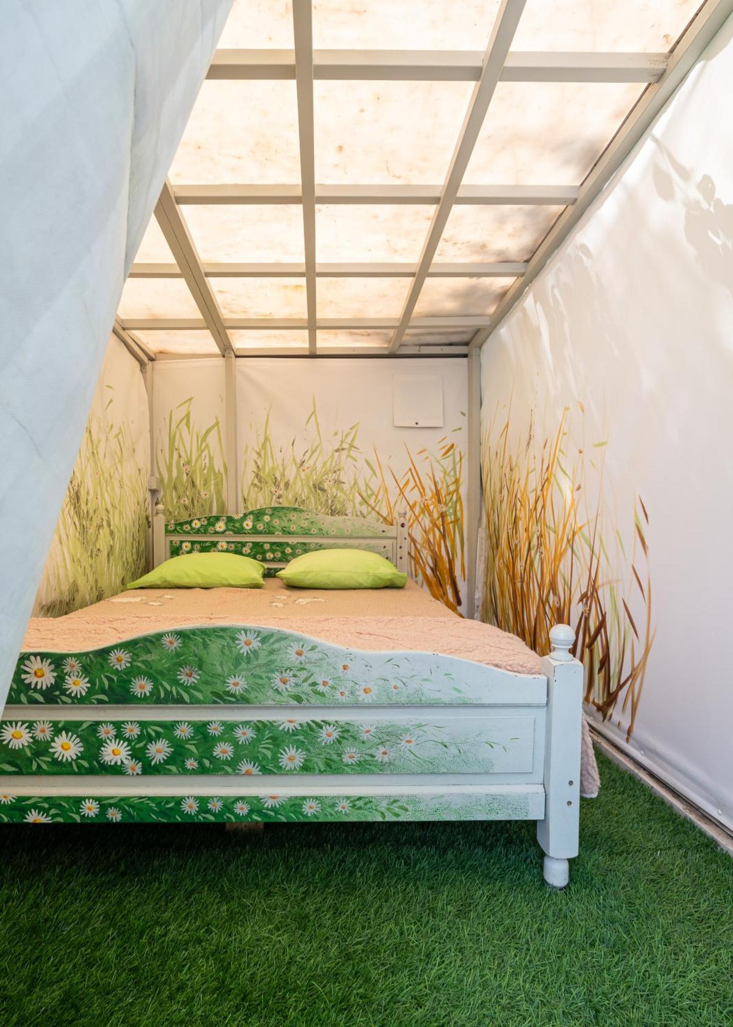 Garden Camping Tallinn Exteriör bild
