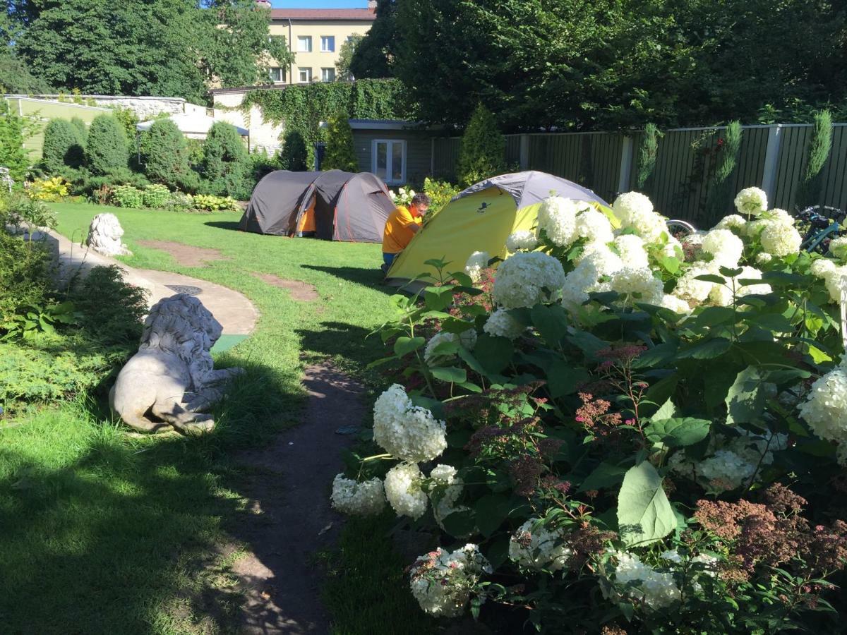 Garden Camping Tallinn Exteriör bild
