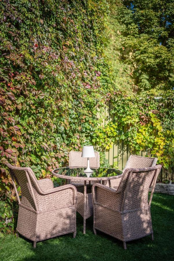 Garden Camping Tallinn Exteriör bild